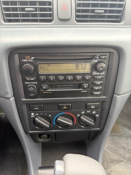 Toyota Camry LE V6 2000