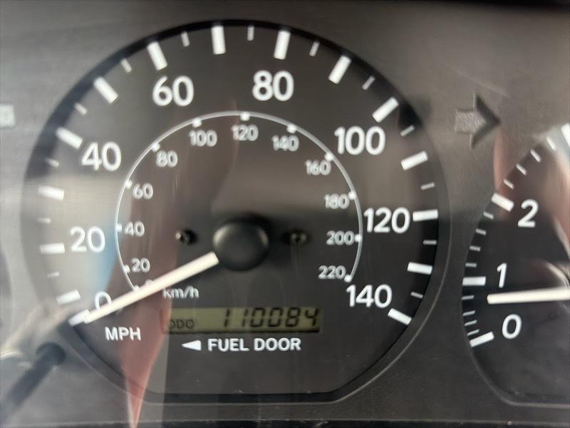 Toyota Camry LE V6 2000