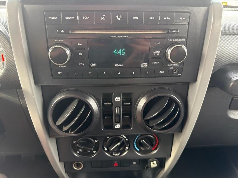 Jeep Wrangler Unlimited Sahara 4WD 2007