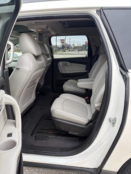 Chevrolet Traverse LTZ AWD 2012