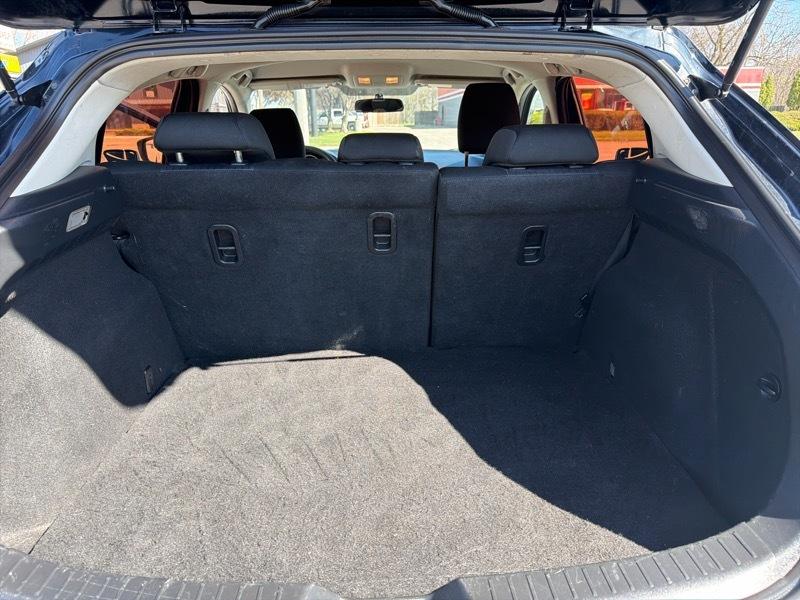 Mazda MAZDA3 i Sport AT 5-Door 2014