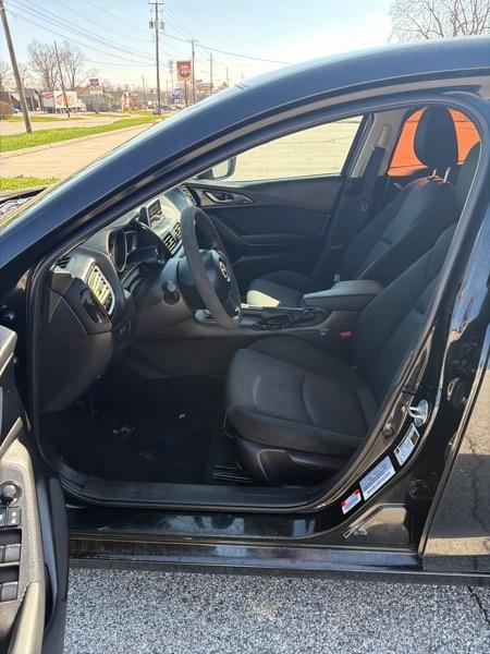 Mazda MAZDA3 i Sport AT 5-Door 2014