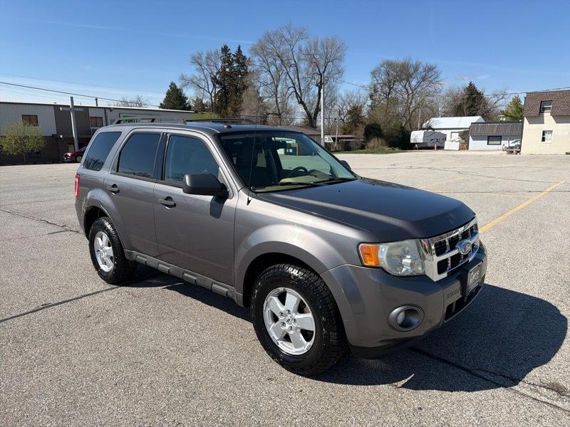 Ford Escape XLT FWD 2010