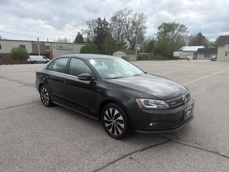 Volkswagen Jetta Hybrid SEL Premium 2016
