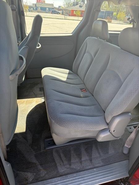 Dodge Caravan SE 2004