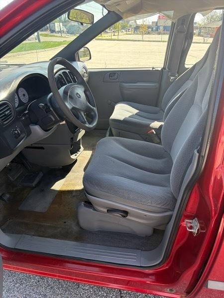 Dodge Caravan SE 2004