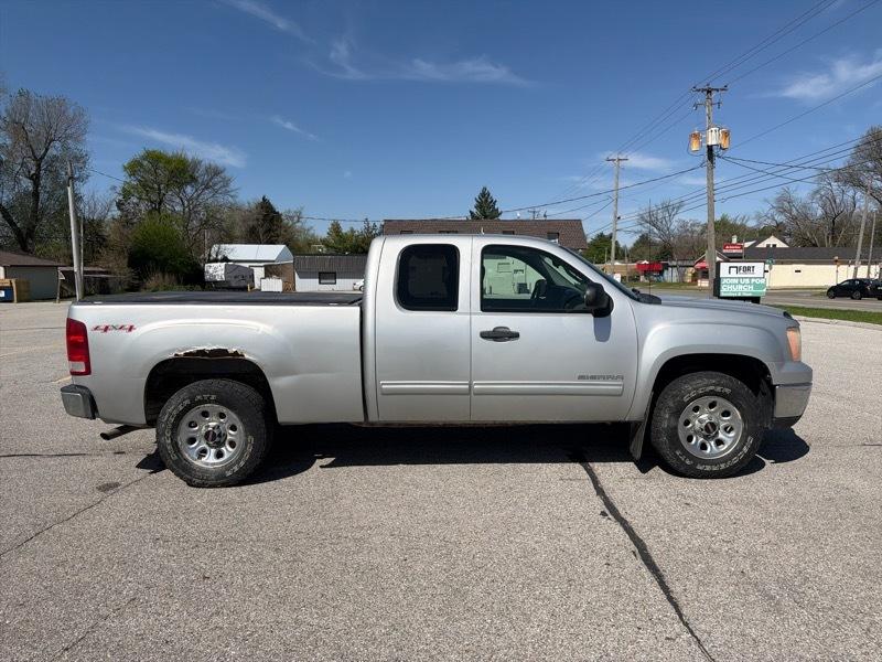 GMC Sierra 1500 SL Ext. Cab 4WD 2010