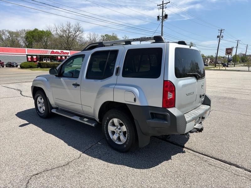 Nissan Xterra X 4WD 2010