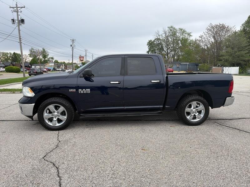 RAM 1500 SLT Crew Cab SWB 4WD 2013