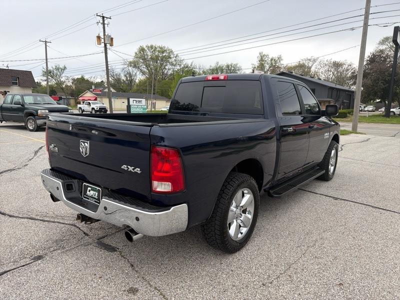 RAM 1500 SLT Crew Cab SWB 4WD 2013