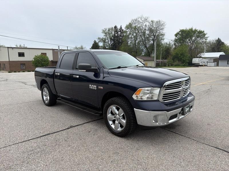 RAM 1500 SLT Crew Cab SWB 4WD 2013