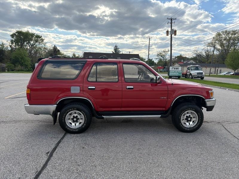 Toyota 4Runner SR5 V6 4WD 1995