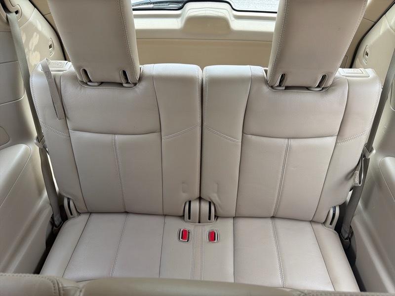 Nissan Pathfinder SV 4WD 2013