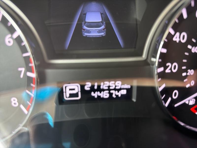 Nissan Pathfinder SV 4WD 2013