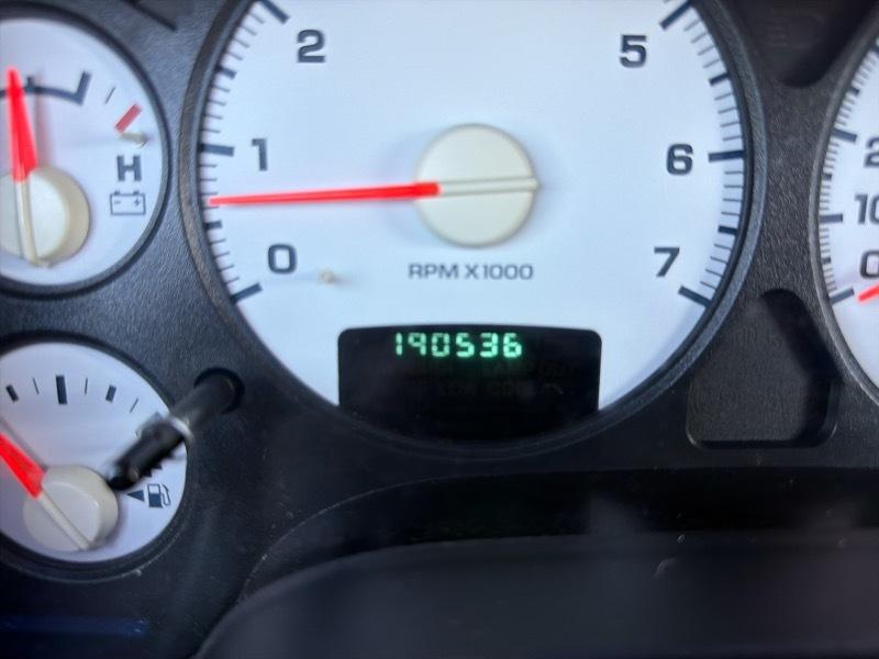 Dodge Ram 1500 ST Quad Cab Short Bed 4WD 2002