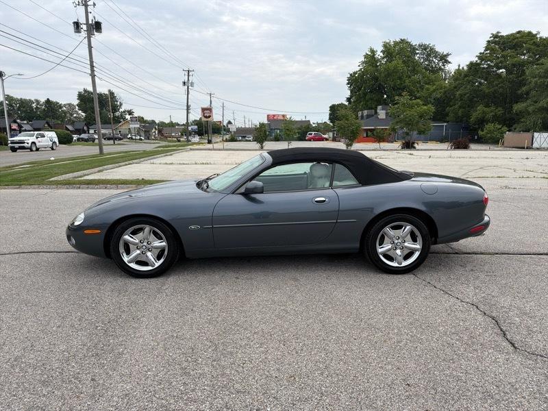 Jaguar XK-Series XK8 Convertible 2001