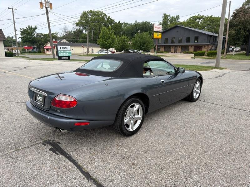 Jaguar XK-Series XK8 Convertible 2001
