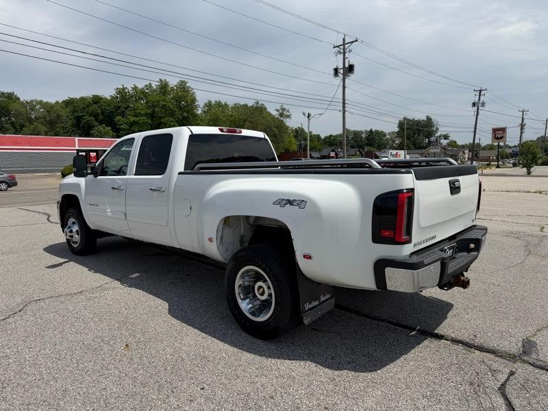 Chevrolet Silverado 3500HD LTZ Crew Cab  4WD 2011