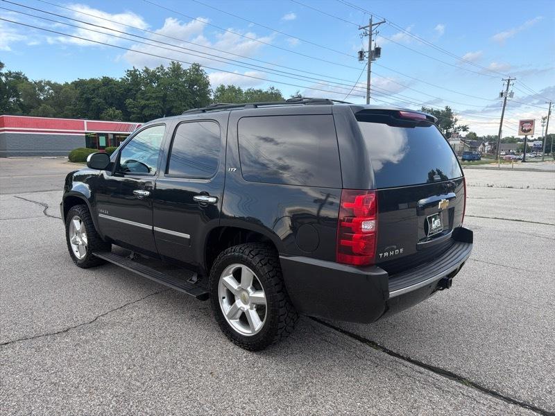 Chevrolet Tahoe LTZ 4WD 2012