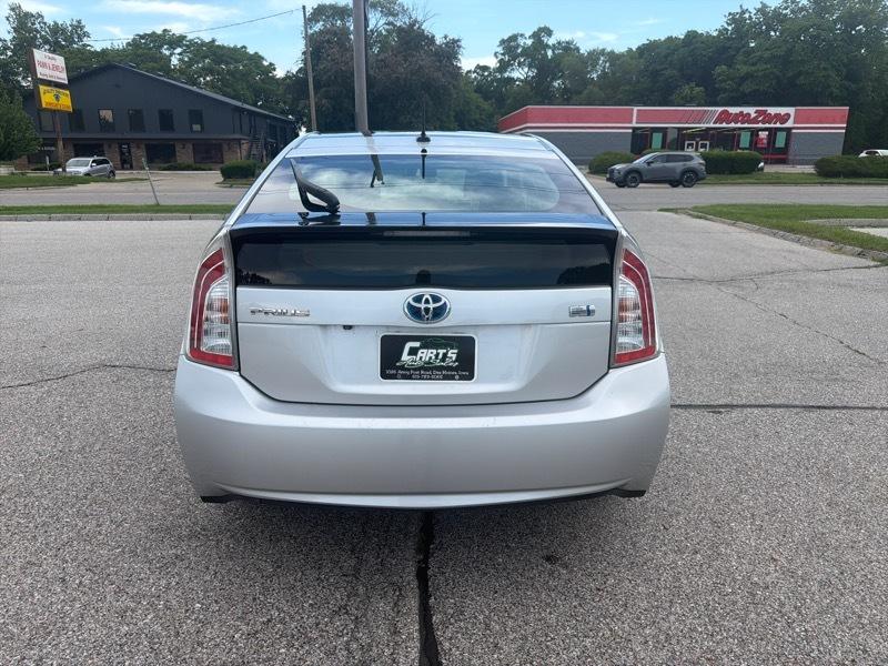 Toyota Prius Prius V 2012