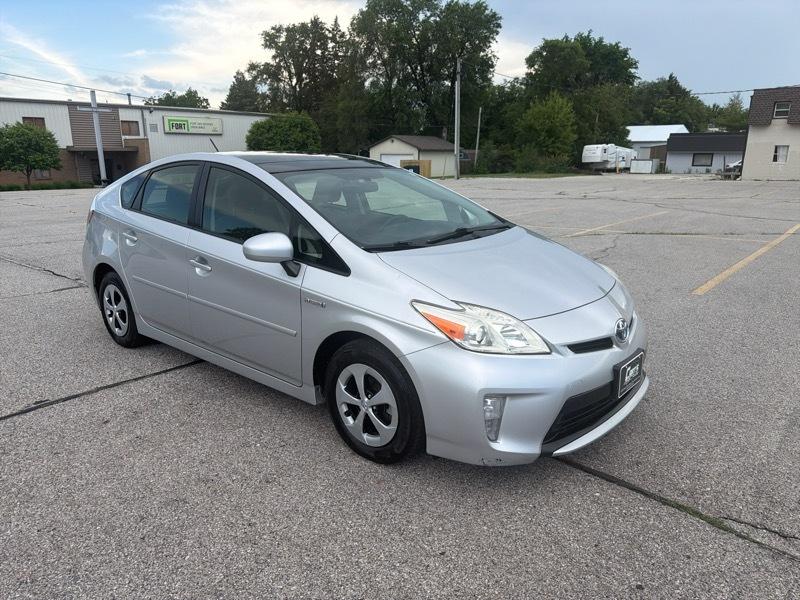 Toyota Prius Prius V 2012