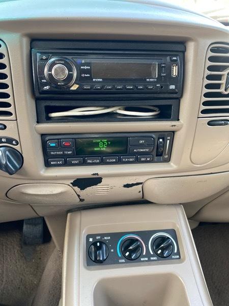 Ford Expedition Eddie Bauer 4WD 2001