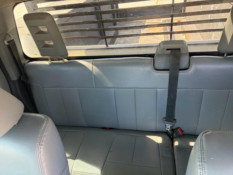Ford F-350 SD Lariat SuperCab Long Bed DRW 4WD 2013