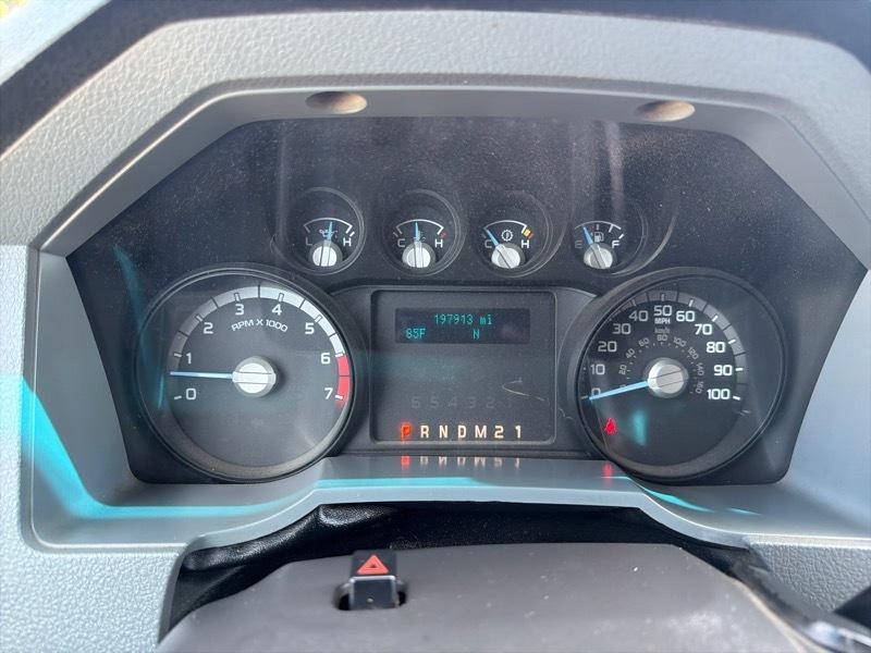 Ford F-350 SD Lariat SuperCab Long Bed DRW 4WD 2013