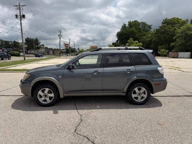 Mitsubishi Outlander XLS 2WD 2003