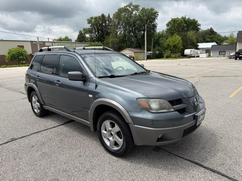 Mitsubishi Outlander XLS 2WD 2003