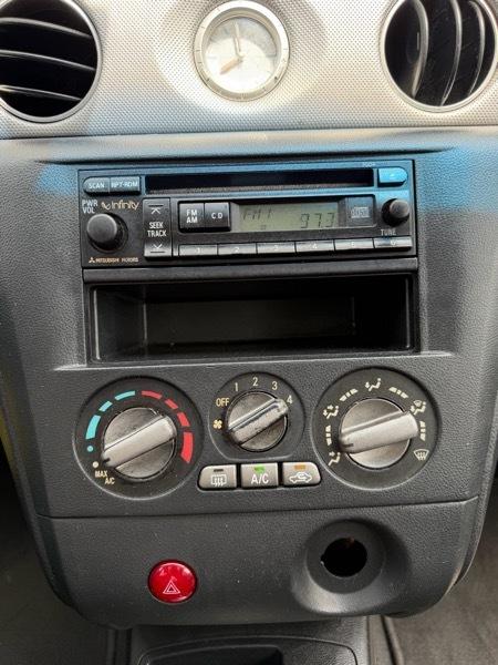Mitsubishi Outlander XLS 2WD 2003