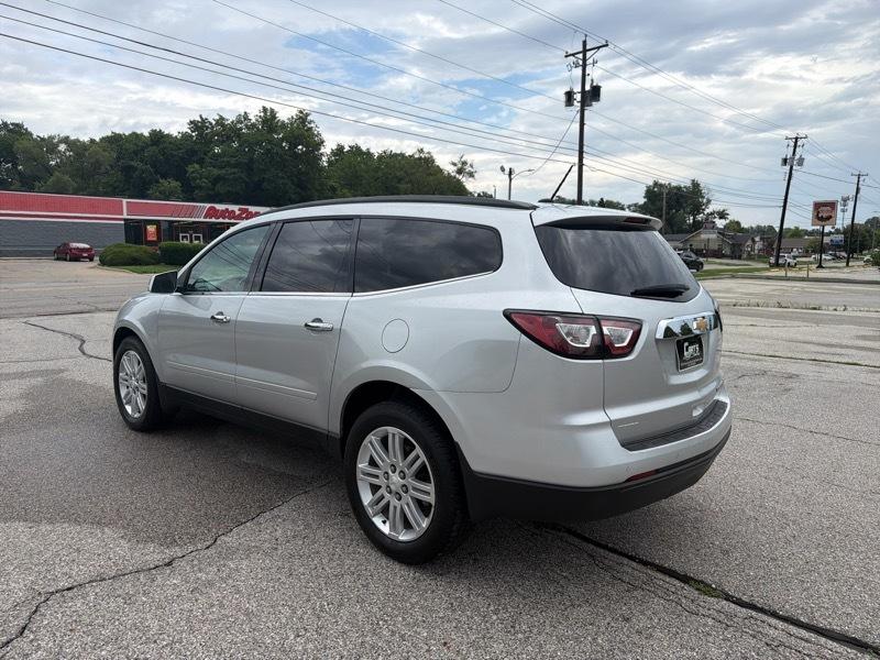Chevrolet Traverse 1LT FWD 2013