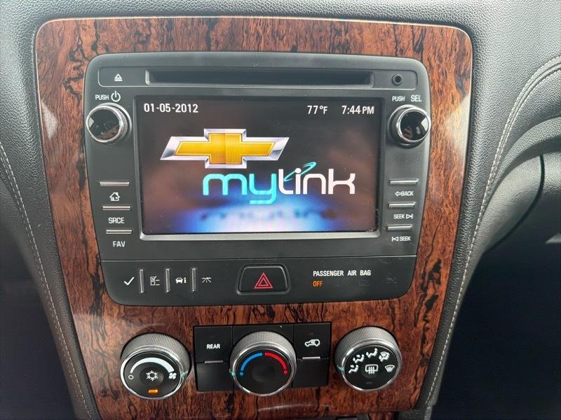 Chevrolet Traverse 1LT FWD 2013