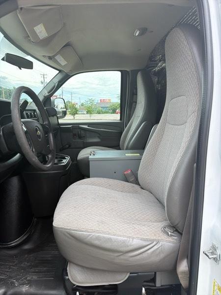 Chevrolet Express 3500 Cargo 2013