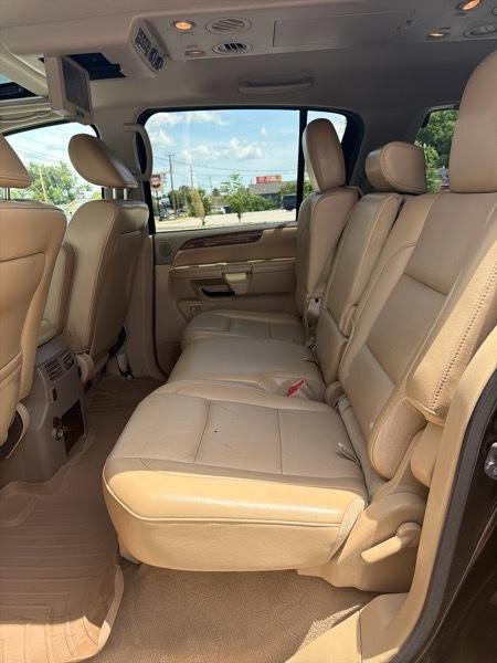 Nissan Armada SL 4WD 2012
