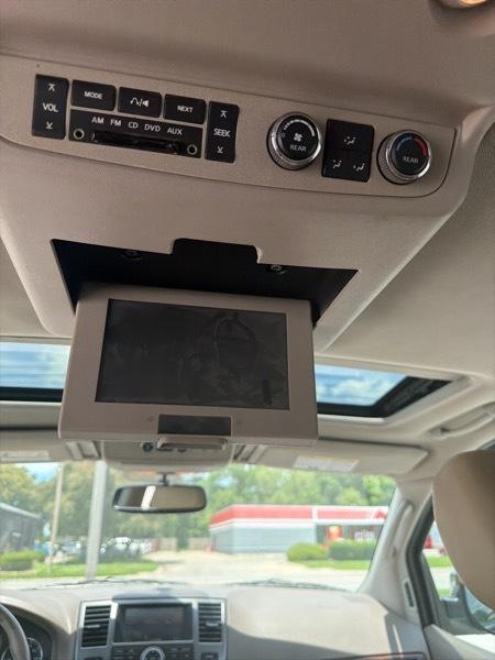 Nissan Armada SL 4WD 2012
