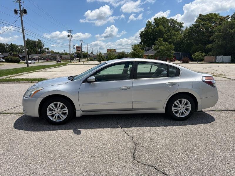 Nissan Altima 2.5 S 2010