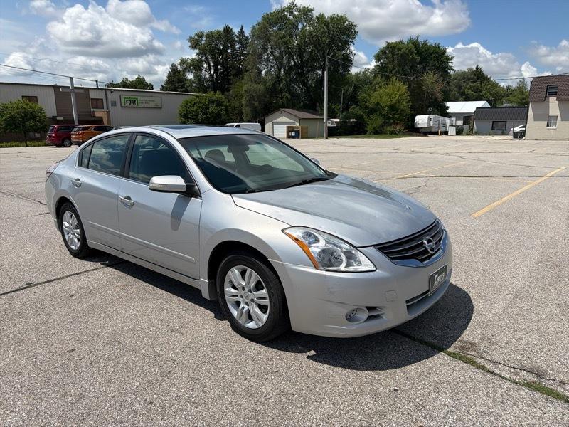 Nissan Altima 2.5 S 2010