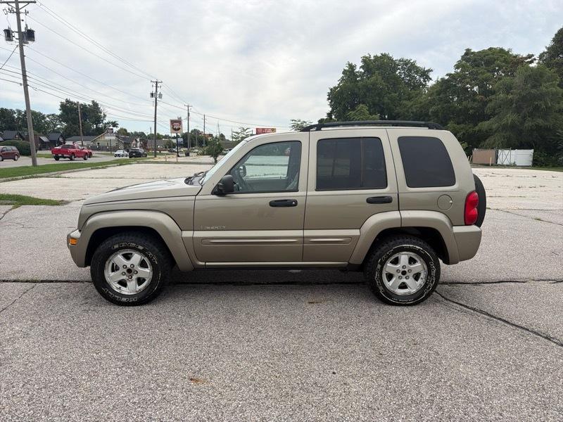 Jeep Liberty Limited 2WD 2004