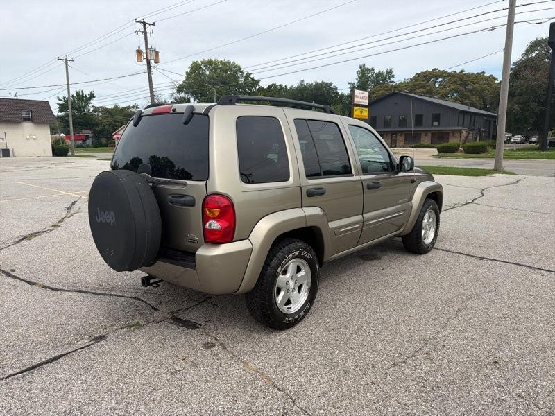Jeep Liberty Limited 2WD 2004