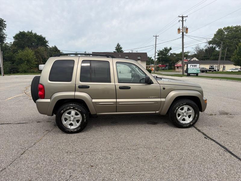 Jeep Liberty Limited 2WD 2004