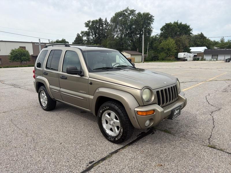 Jeep Liberty Limited 2WD 2004
