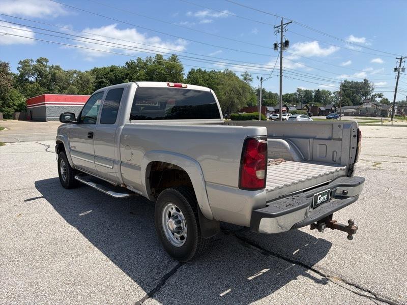 Chevrolet Silverado 2500HD LT Ext. Cab Long Bed 4WD 2004