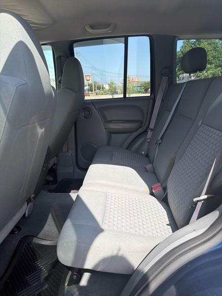 Jeep Liberty Sport 4WD 2005