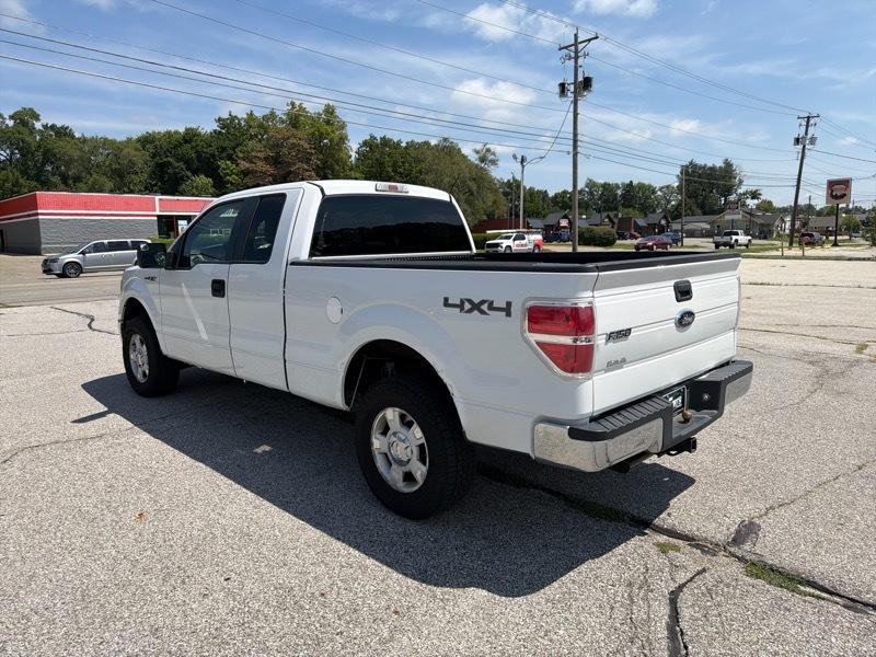 Ford F-150 XLT SuperCab 8-ft. Bed 4WD 2010