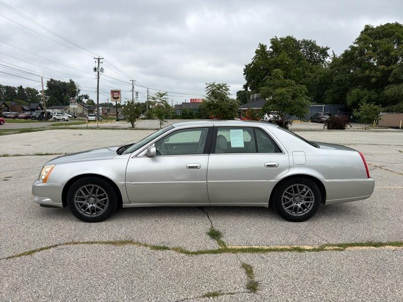 Cadillac DTS Luxury II 2008