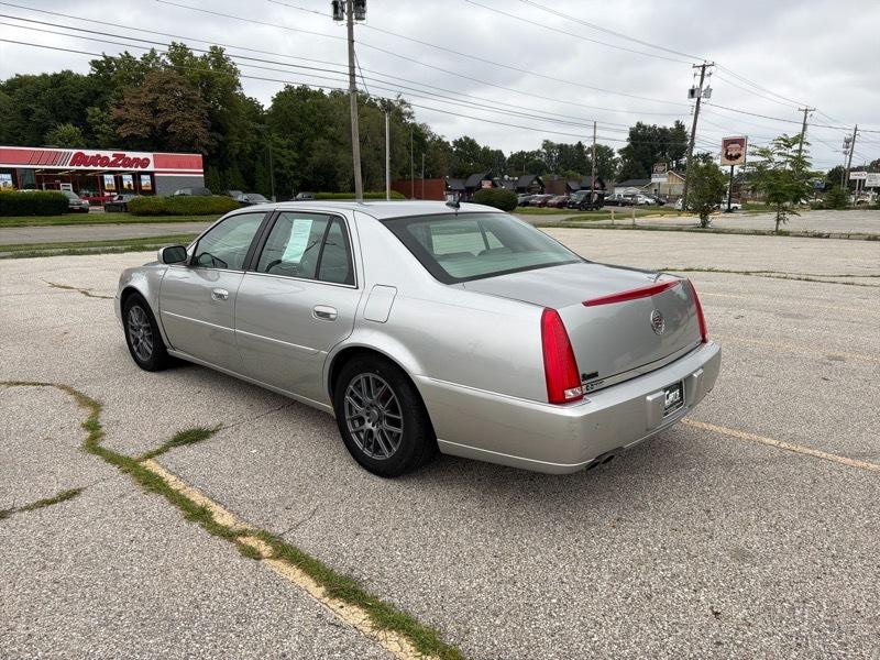 Cadillac DTS Luxury II 2008