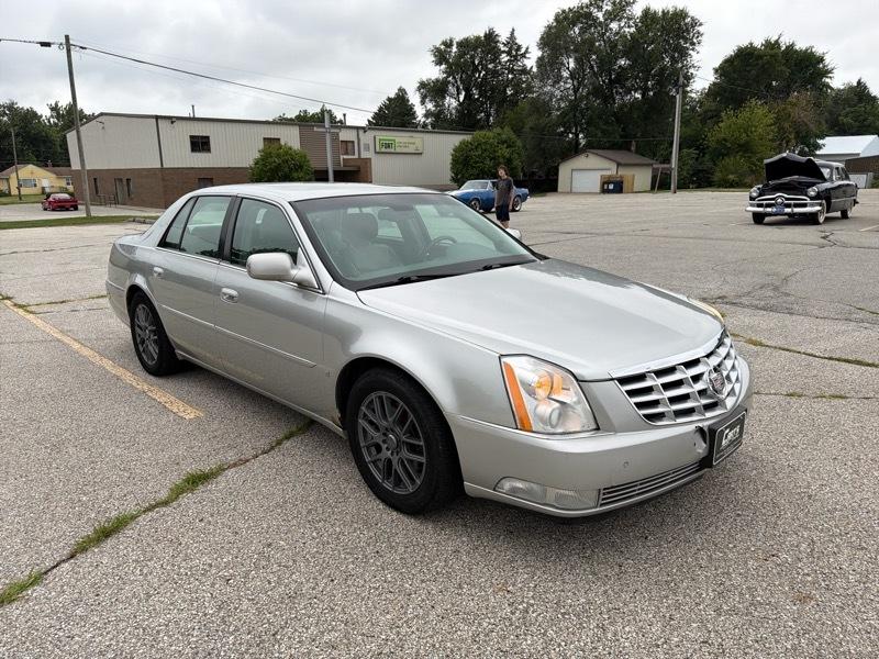 Cadillac DTS Luxury II 2008