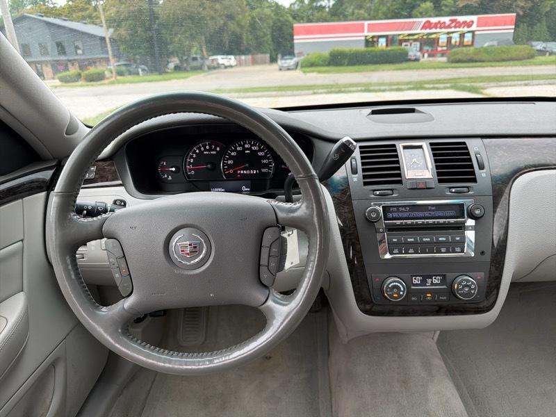 Cadillac DTS Luxury II 2008