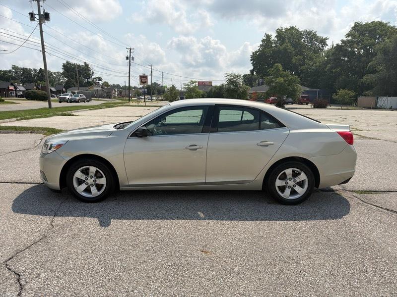 Chevrolet Malibu LS 2013